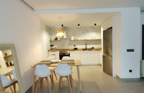 Callosa d' En Sarria Apartment | Premiere lotf algar air-conditioned! If you're hot, it's because you want to!