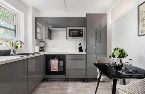 St. Pancras and Somers Town Apartment | Premium Luxe 2 Bedroom Apartment Kings Cross