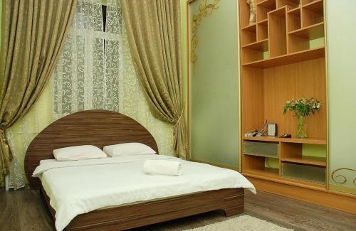 Besarabka Apartment | Premium Rent in Kiev Centre - Kiev