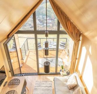 Hosszuheteny Apartment | Premium Sustainable Cabins Mecsek Reindeer