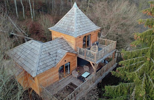 Illoud Ski Chalet | Prenez de la hauteur dans Le Château Des Féés