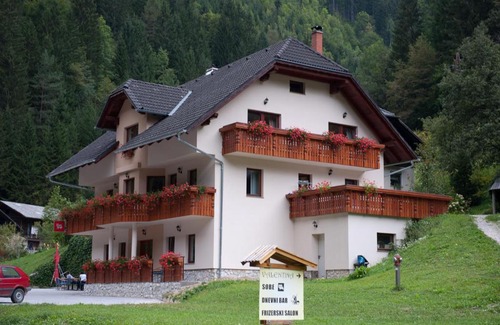 Solcava House | Prenočišča Valentina