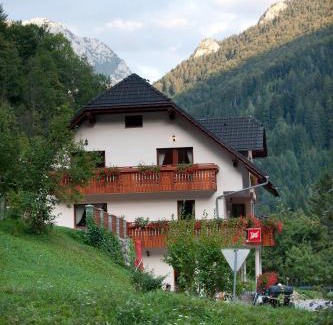 Solcava House | Prenočišča Valentina