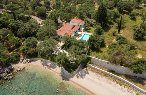 Barbati Villa | Prestige Collection | BARBATI | Beach Front Corfiot Villa & Large Private Pool