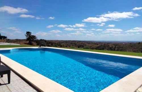 Conceicao Villa | Prestige for Home - Moradia Vista Mar, Piscina, Jardim e Estacionamento