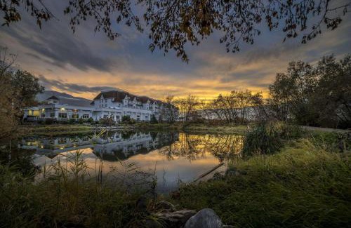 Salmon Arm Resort | Prestige Harbourfront Resort, WorldHotels Luxury