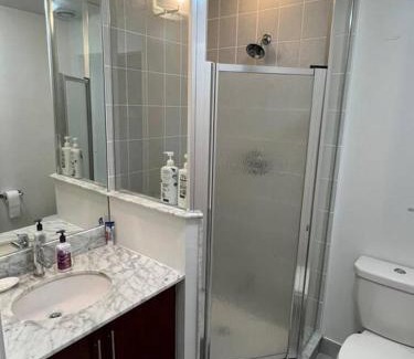 Downtown Toronto Apartment | Prestigious 2-Bdrm Condo - across from Scotiabank Arena