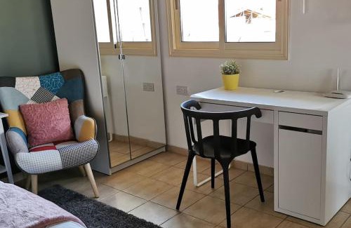 Kato Polemidia Apartment | Pretty and quiet studio, with wifi and parking