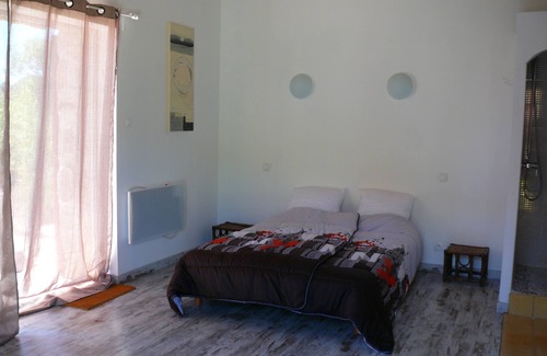 Vesseaux Other | pretty cottage in renovated farmhouse