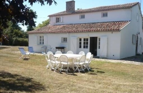 Le Bernard House | Pretty house with garden, 9 km from the beach, near the TRANCHE sur MER