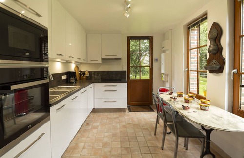 Les Bottereaux House | Pretty Norman cottage with indoor and heated pool, sauna and spa