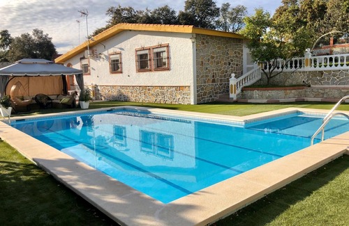 El Garrobo House | Private pool, billiards, darts, table tennis . Ideal for spending time with the family
