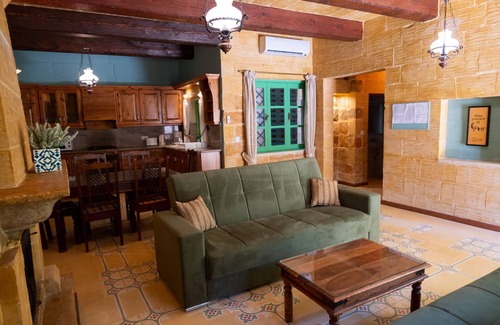 San Lawrenz Apartment | Prickly Pear No 3 Holiday Home