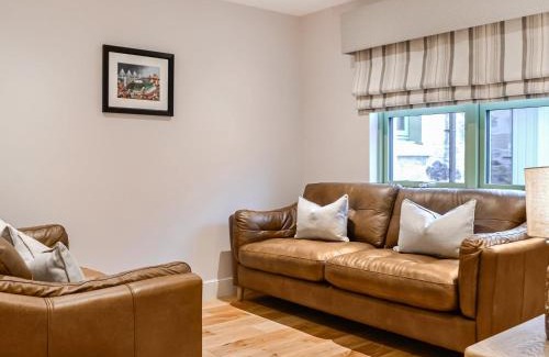 Linlithgow House | Pride Of Erin - Uk45929
