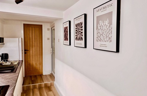 Exeter Apartment | Prime Exeter Stay for Corporate & Family Guests