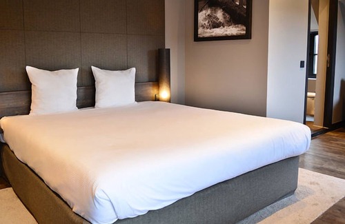 Municipality of Wassenaar House | Prime Location Near City Center, Local Hotspots, Beach Vibes & Outdoor Adventure