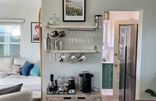 Mission Hills House | Prime Mission Hills Cozy Cottage