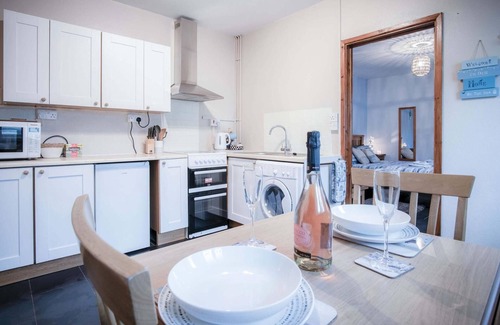 Tavernspite Cottage | Primrose - 1 Bedroom Cottage - Llanteg