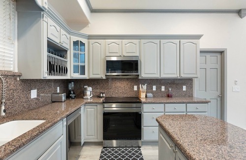 Fountain Hills House | Primrose Palace