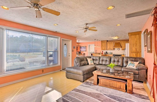 Prince George House | Prince George Getaway Near Historic Sites!