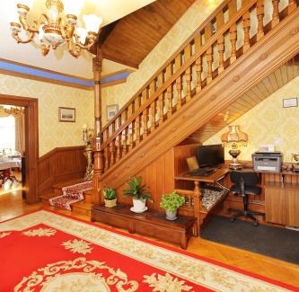 Queens Square Hotel | Prince inn