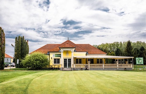 Dunakiliti House | Princess Palace & Golf resort