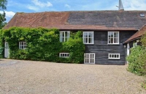 Leigh House | Priory Barn - ideal for large family groups. Sleeps 8/9 adults plus 3 children