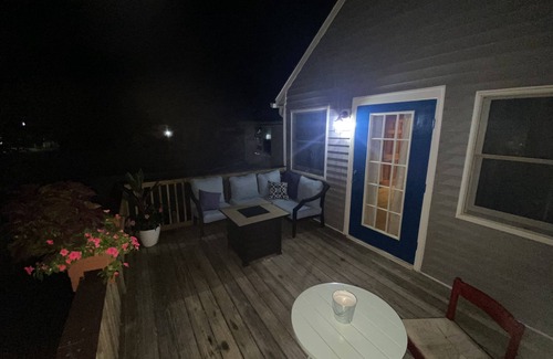 Keansburg House | Pristine 3bed , 3bath 1 min walkto the beach water amusement park. Hot Tub 5 TVs