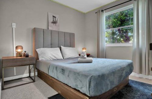 East Little Havana Apartment | Pristine East Little Havana Suites - One Free Parking