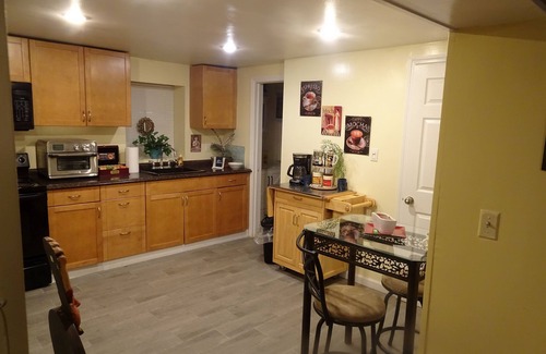 Huntington Apartment | Private 1-bedroom apartment in beautiful town of Centerport. Great amenities!