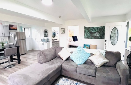 Royal Hawaiian Estates Apartment | Private 1st Floor Retreat w/Hot Tub Just Minutes to Volcanoes NP!