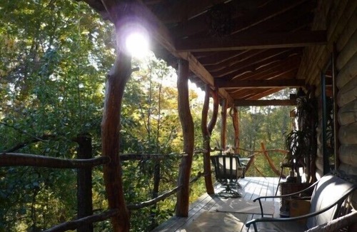 West Pawlet Cabin | Private and Artistic cabin, Pet friendly, no cleaning fee