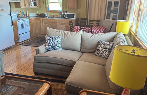 Fennville Apartment | Private And Secluded Rental On the Kalamazoo River - Saugatuck-Douglas-Fennville