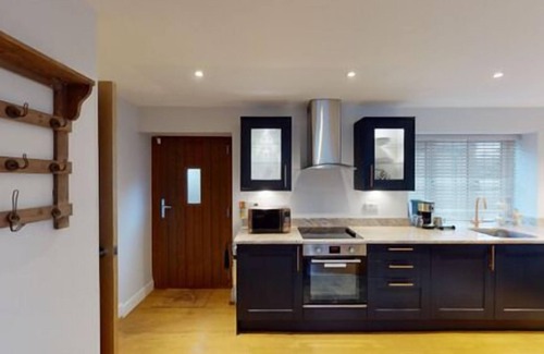 Dronfield Cottage | Private and Unique Cottage close to Sheffield