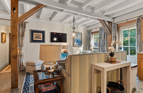 Richmond Apartment | Private apartment in beautiful country barn