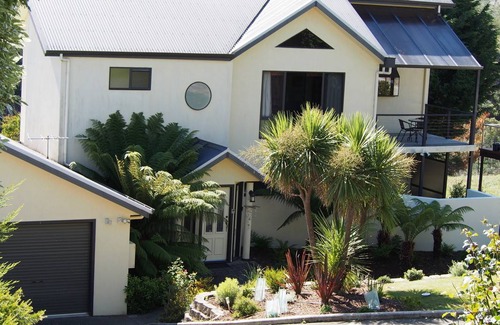 Blackstone Heights Resort | Private room ∙ 4 guests