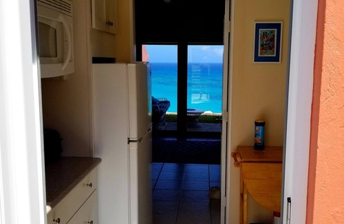 Warwick Apartment | Private Beach - Cliffs of Marley - Studio - Halfway to heaven -