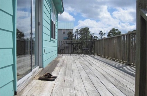 Surf Side Shores House | PRIVATE BEACH HOME & SECLUDED! NO CROWDS, NO SHOES, NO PROBLEMS! PET FRIENDLY!