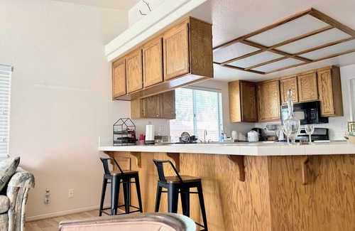 Hemet House | Private bedroom in Desert Western House near Wine Country
