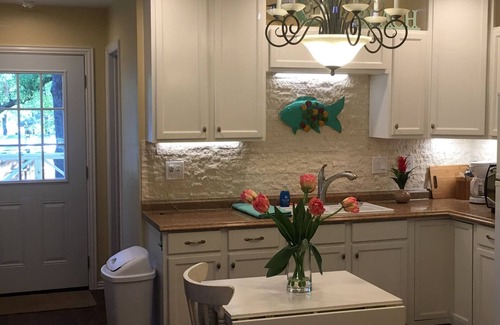 Grand Prairie Apartment | Private bungalow in DFW
