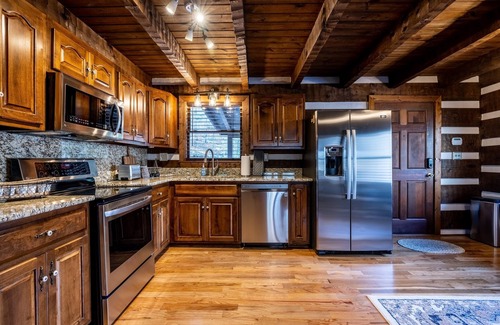 Cave Spring Cabin | Private cabin, King Suite, Fish, Kayak, Hike, Swim