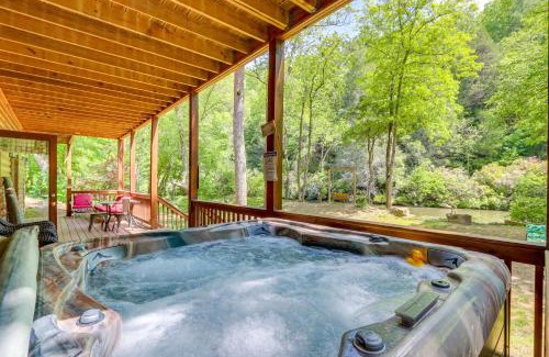 East Ellijay House | Private Cartecay River Home with Hot Tub and Game Room