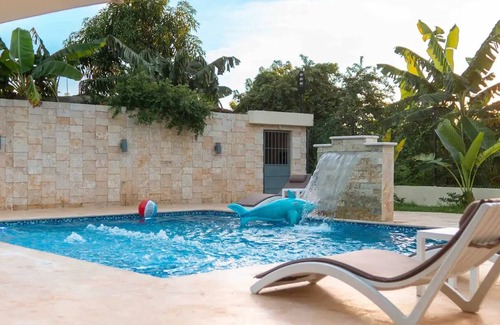 La Caleta Cottage | Private cottage in Boca Chica for 15 guests