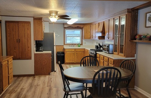 Pelican Lake Cottage | Private cottage on Pelican Lake next to ATV/snowmobile trails