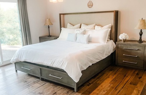 Pelham Other | Private country oasis on Niagara wine route surrounded by nature
