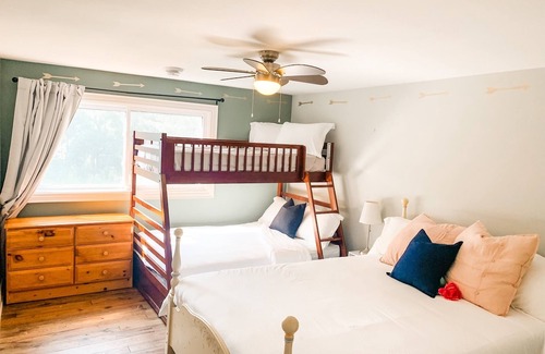 Pelham Other | Private country oasis on Niagara wine route surrounded by nature