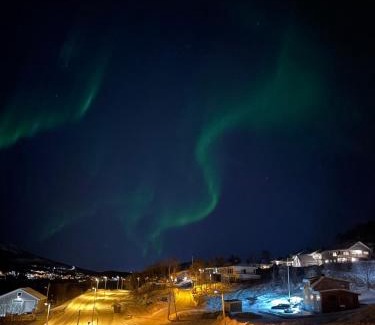 Kvaloya Apartment | Private cozy apartment in Kaldfjord