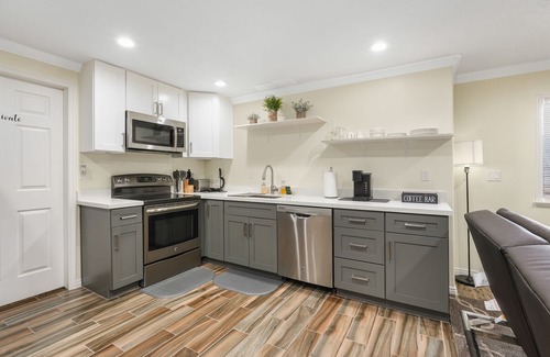 Layton House | Private Cozy Suite near Shopping & Hill AF Base