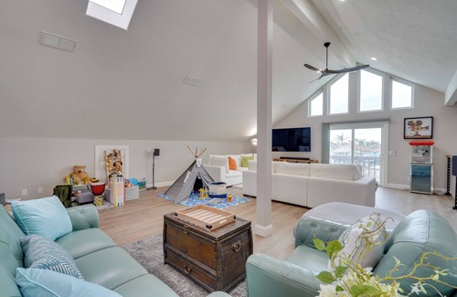 Discovery Bay Cottage | Private Dock: Discovery Bay Vacation Rental!