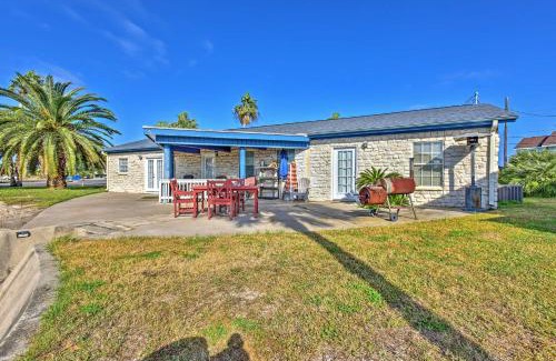 Palm Harbor House | Private Dock, Views Waterfront Rockport Home!